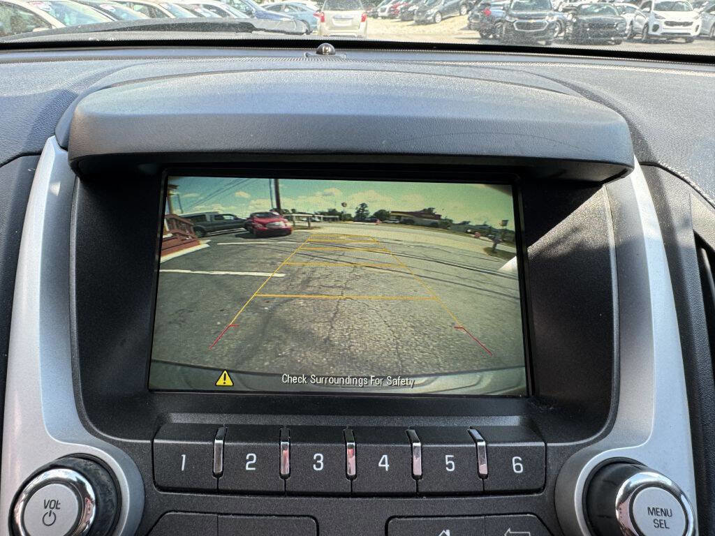 Used 2017 Chevrolet Equinox LT w/ Convenience Package image 22