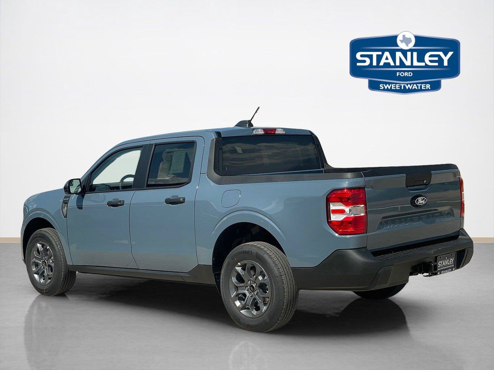 New 2026 Ford Maverick XLT w/ XLT Luxury Package FWD image 6
