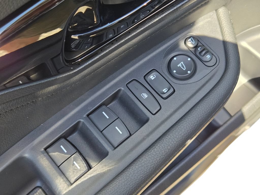 Used 2025 Honda Odyssey Elite image 15