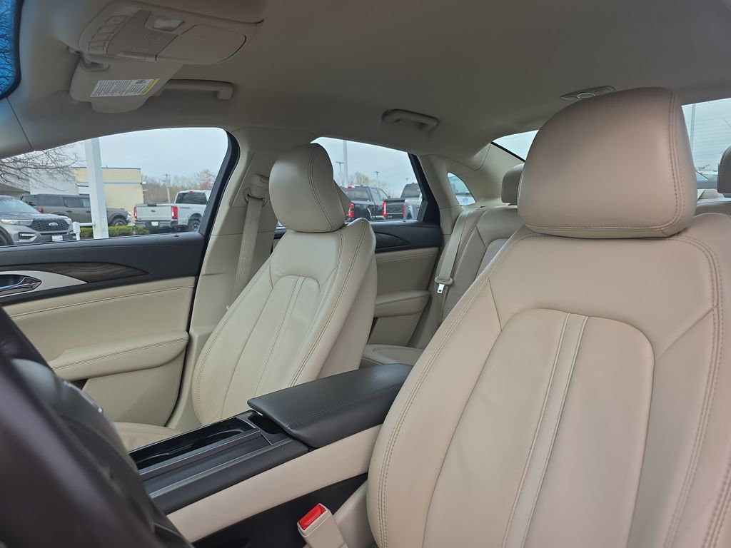 Used 2018 Lincoln MKZ Select image 20