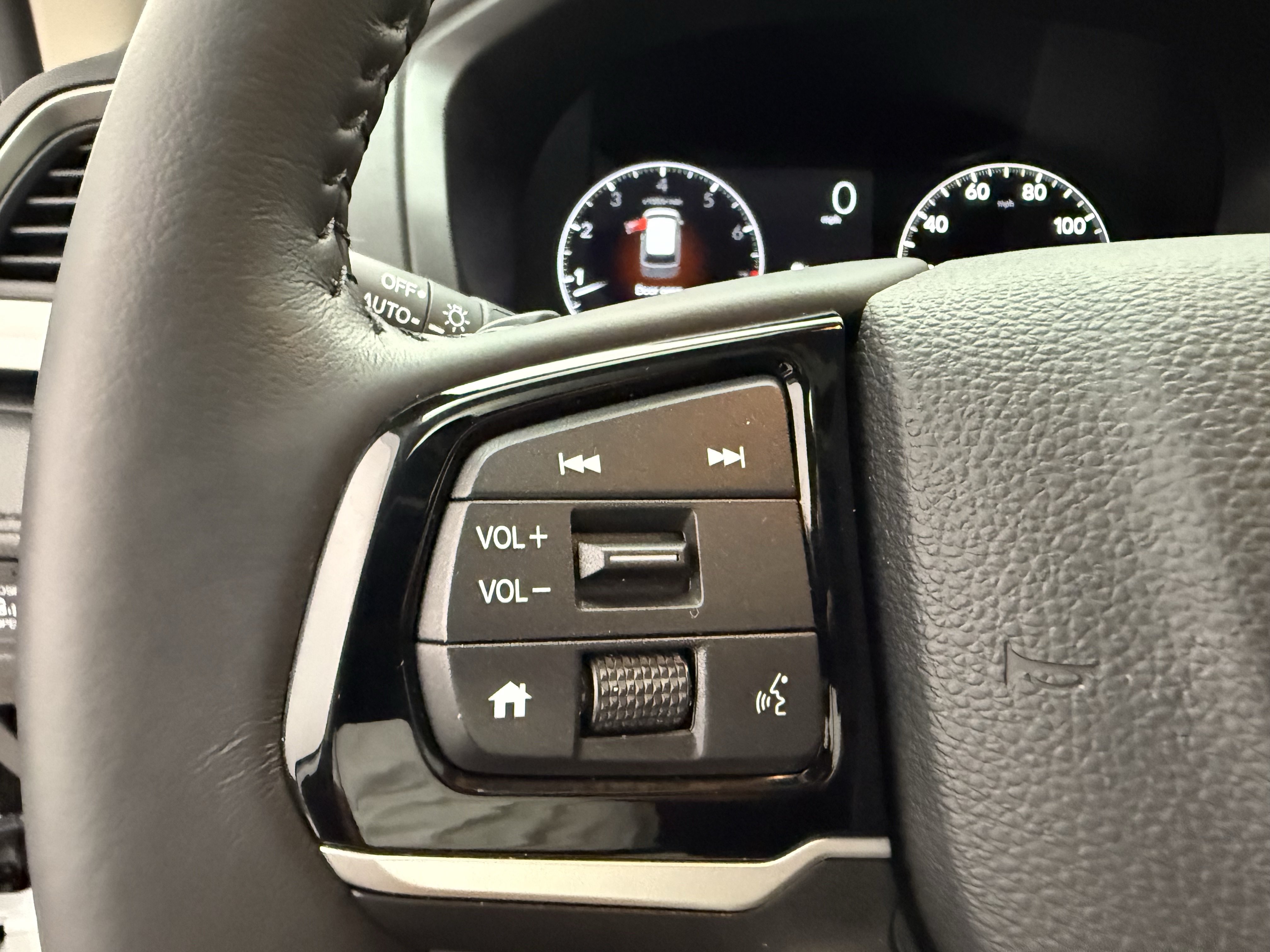 Used 2025 Honda Odyssey EX-L image 15