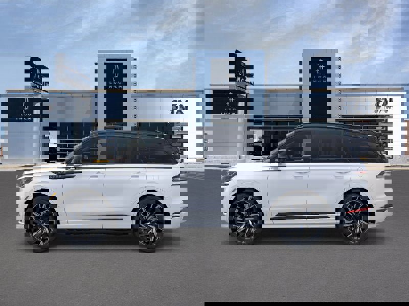 New 2025 Lincoln Aviator Black Label w/ Black Label Special Edition image 3