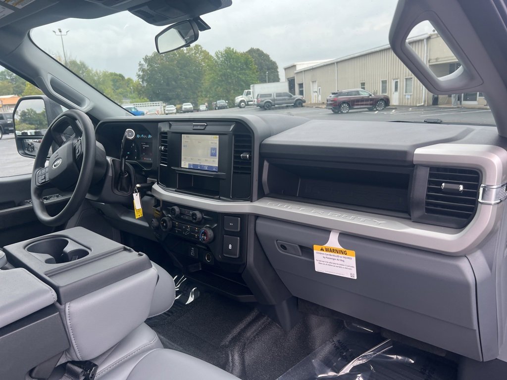 New 2026 Ford F250 XL image 15
