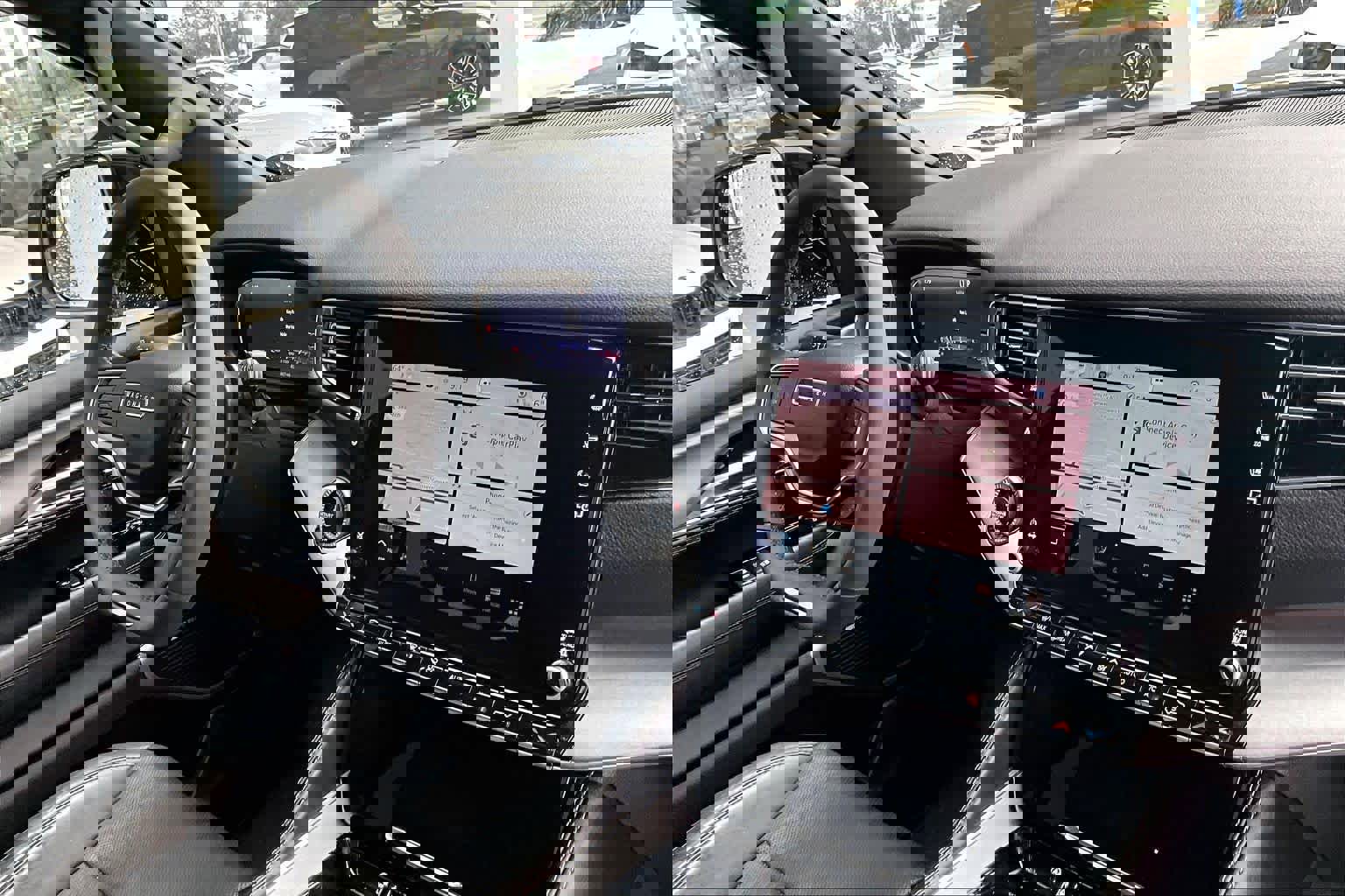 Used 2023 Jeep Wagoneer Series II image 32