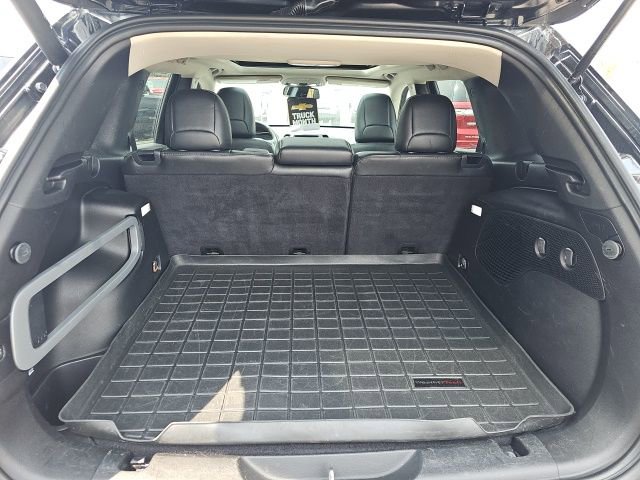 Used 2015 Jeep Cherokee Limited w/ Luxury Group image 9