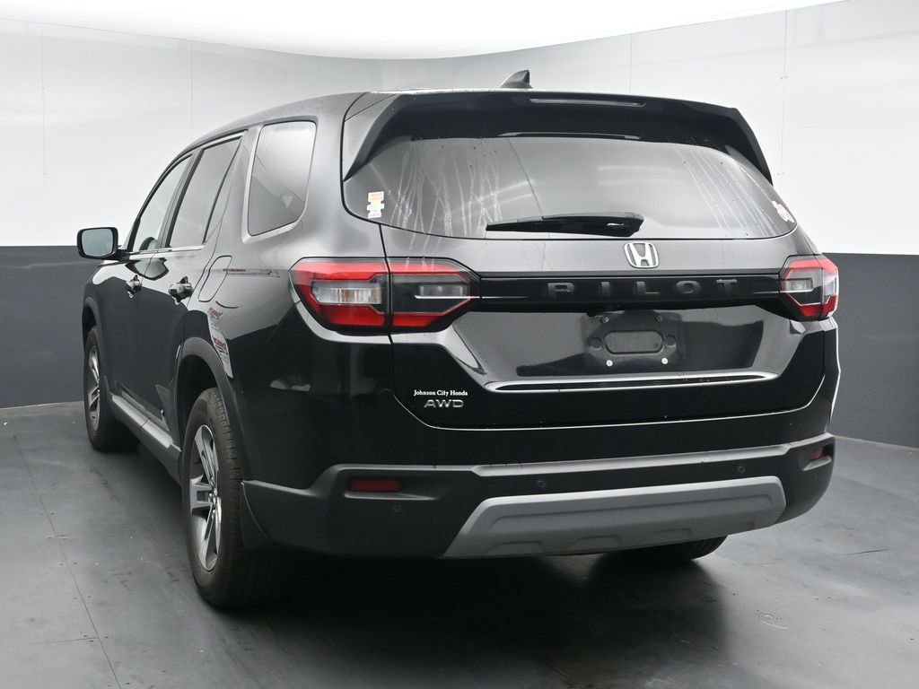 Used 2023 Honda Pilot EX-L image 6