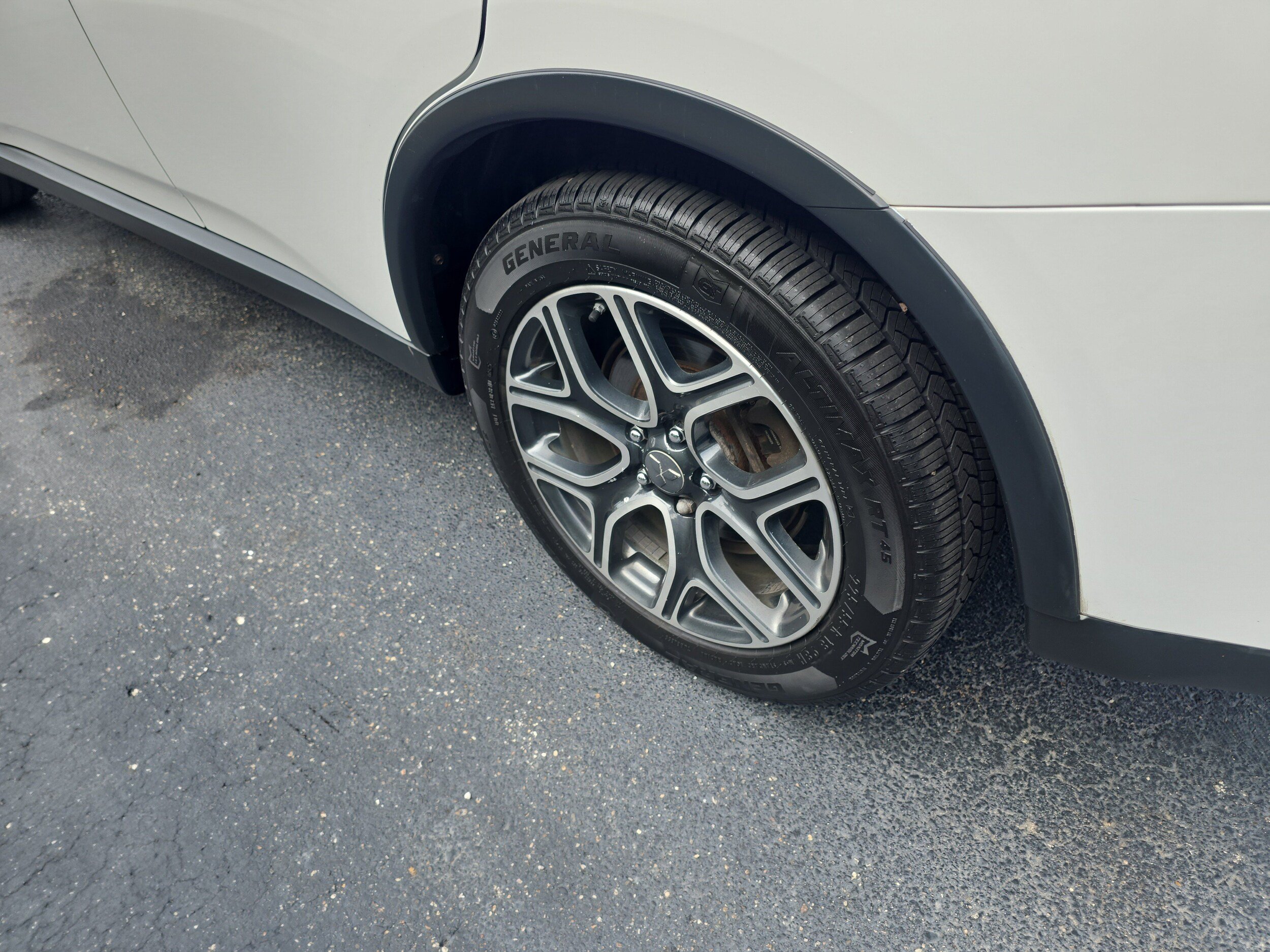Used 2015 Mitsubishi Outlander GT AWD/4WD image 8