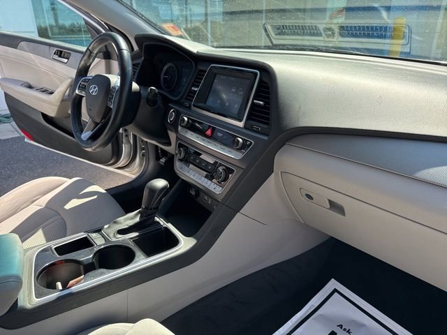 Used 2018 Hyundai Sonata SEL image 25