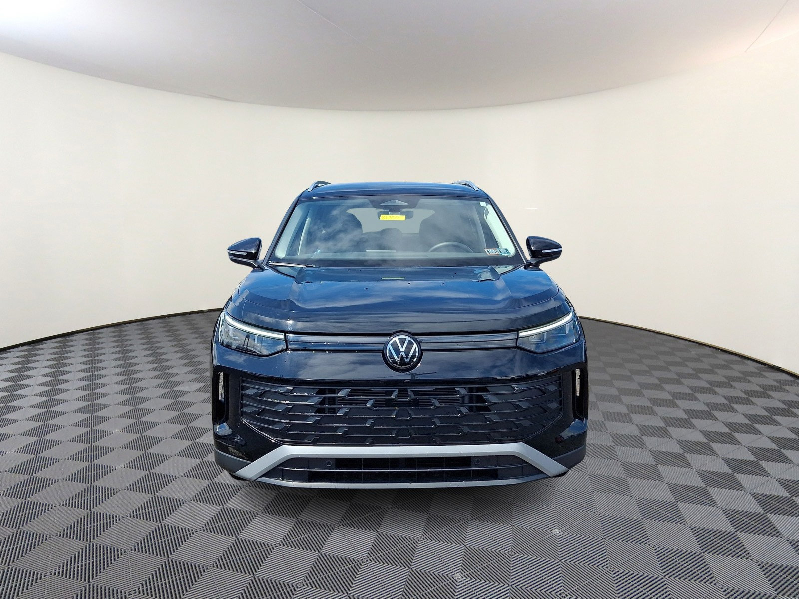 Certified 2026 Volkswagen Tiguan S AWD/4WD image 2