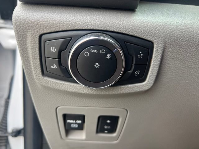 Used 2019 Ford F150 XLT w/ Equipment Group 302A Luxury AWD/4WD image 14
