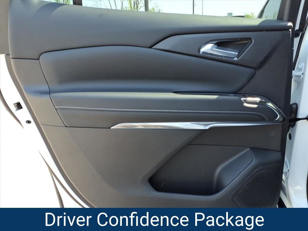 New 2026 Chevrolet Traverse LT FWD image 20