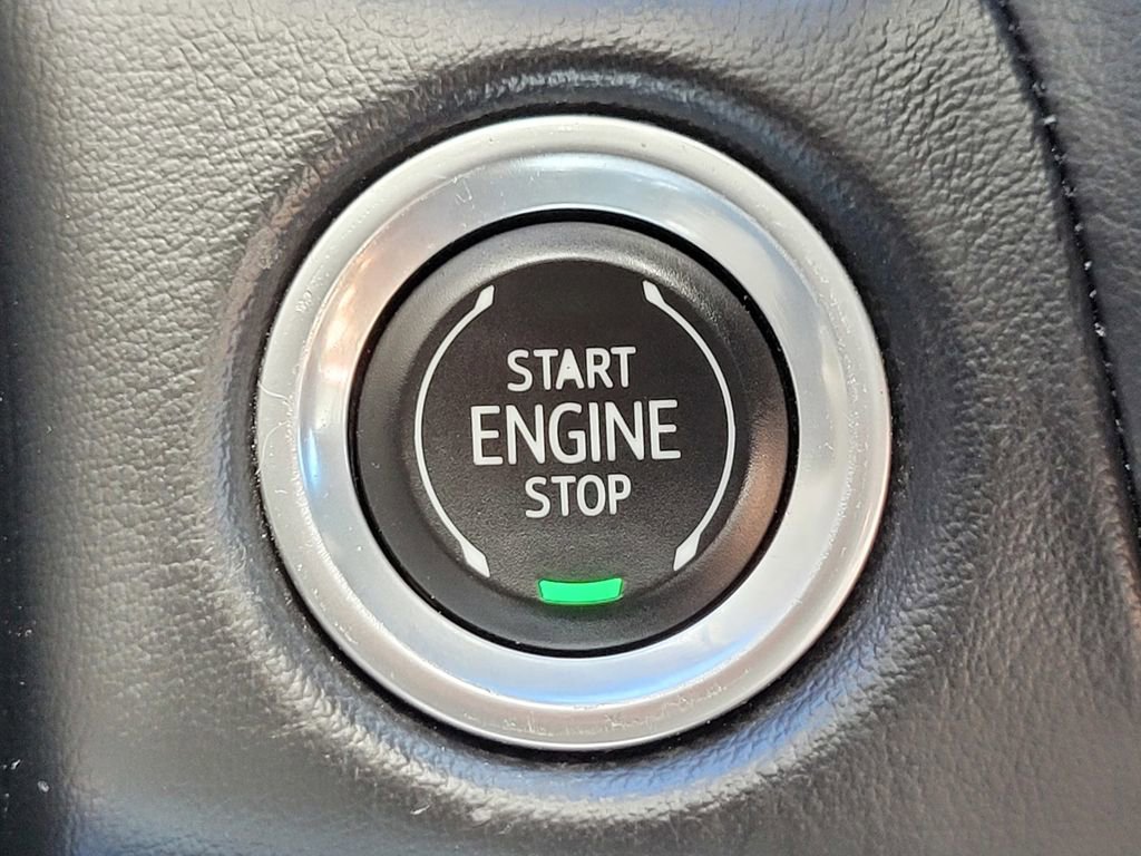 Used 2021 Chevrolet Tahoe RST image 30