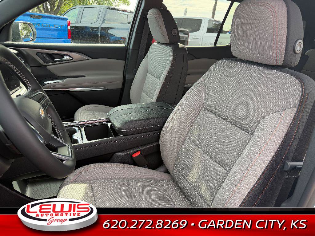 New 2026 Chevrolet Traverse LT image 12