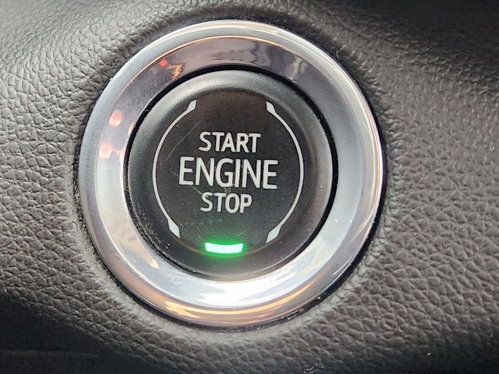 Used 2023 Buick Envision Preferred image 22