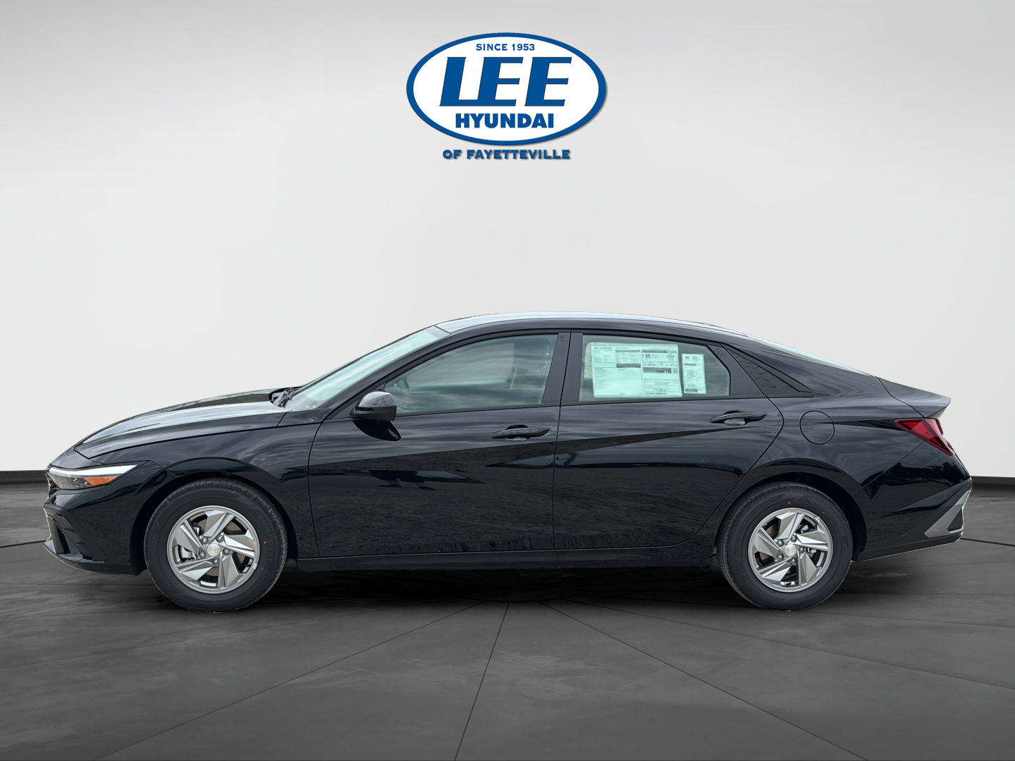 New 2026 Hyundai Elantra SE FWD image 6