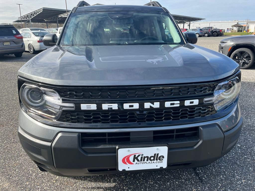 New 2025 Ford Bronco Sport Outer Banks w/ Topo Graphic Package image 2