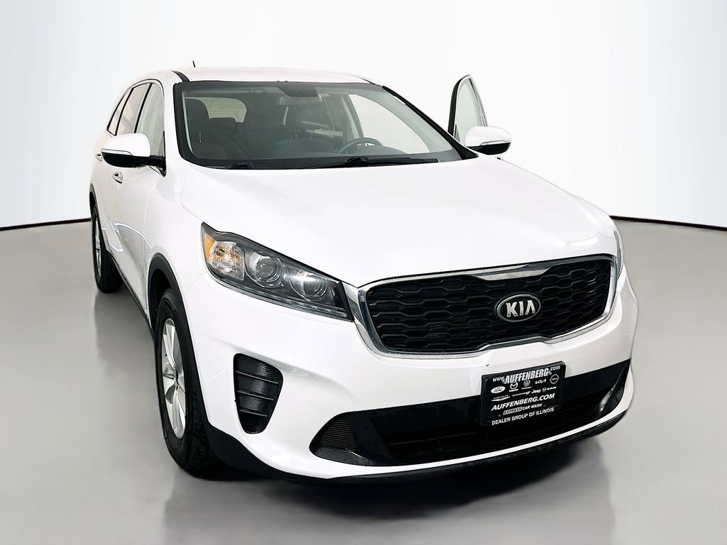 Used 2019 Kia Sorento LX image 1