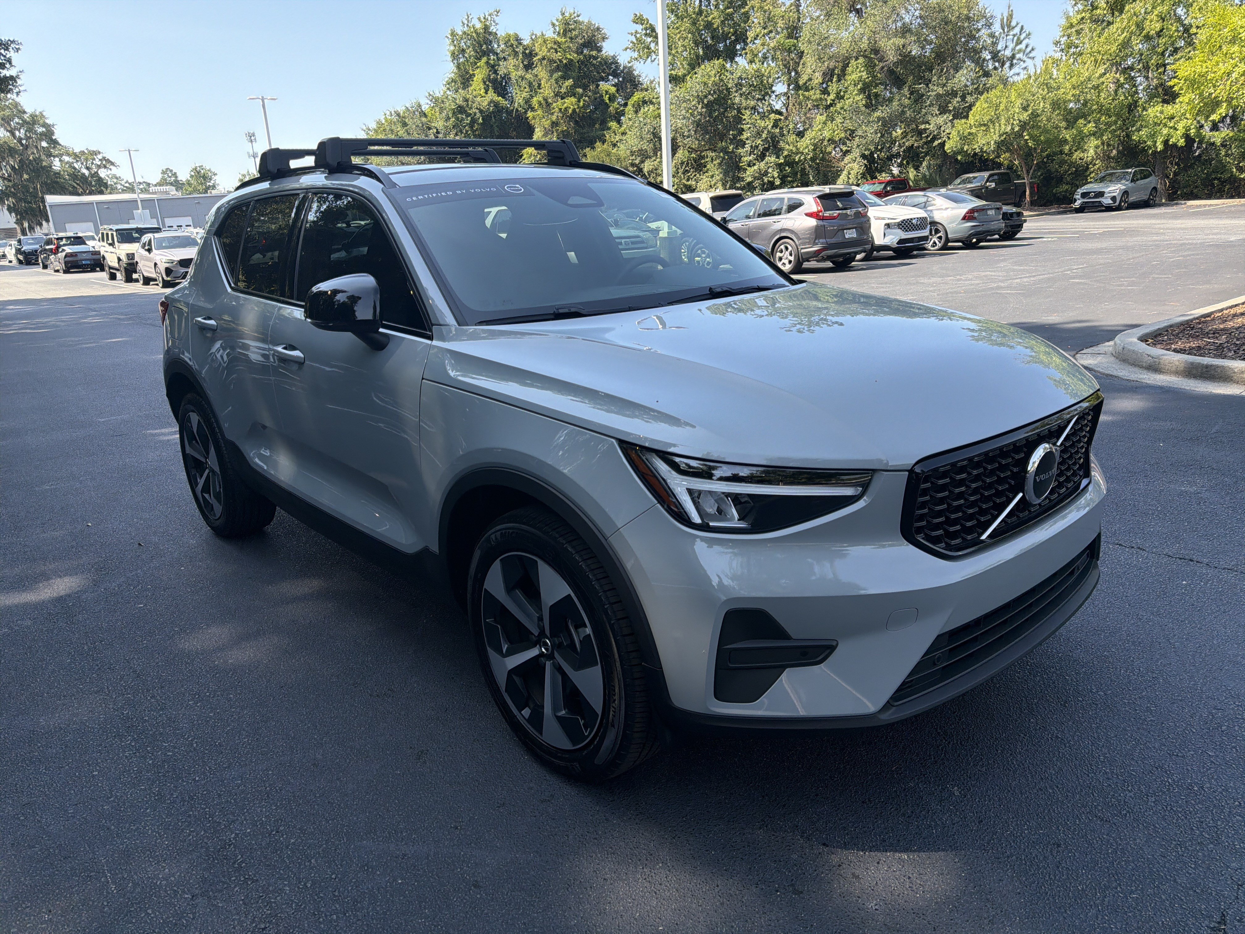Certified 2026 Volvo XC40 B4 Core FWD image 40
