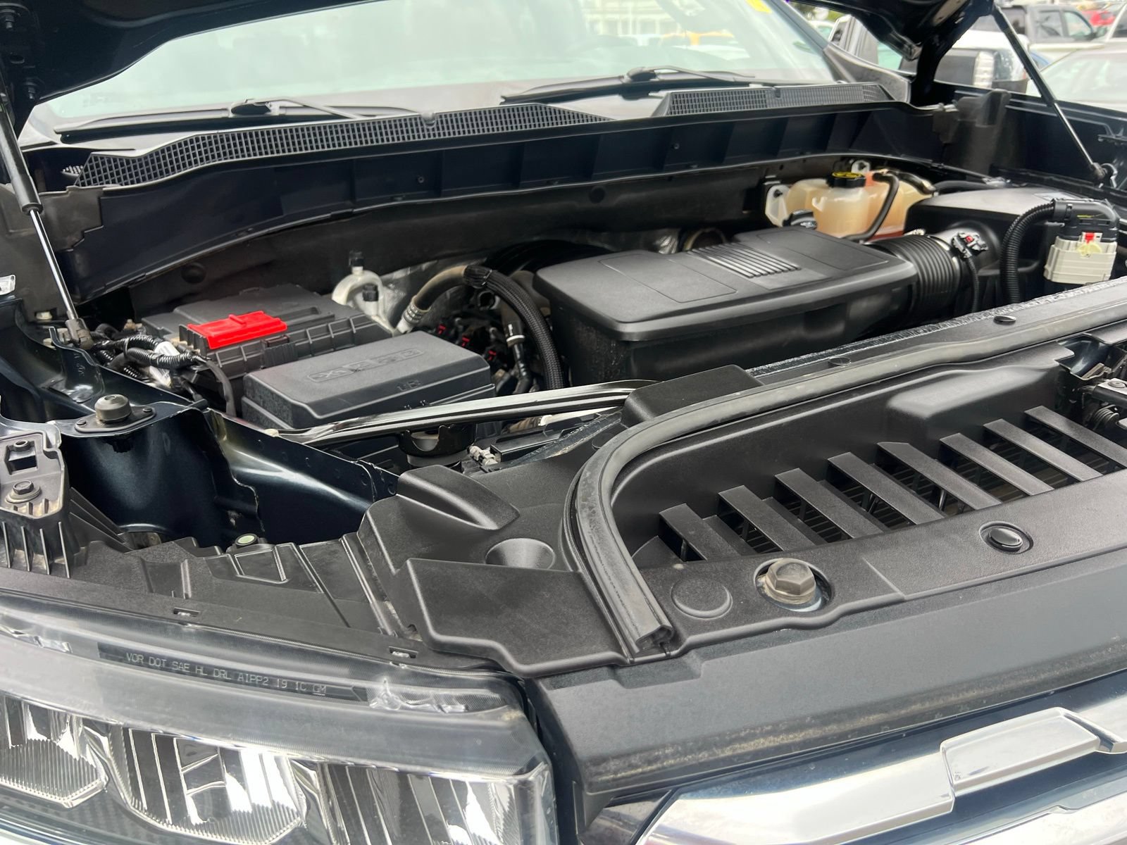 Used 2019 Chevrolet Silverado 1500 LTZ w/ LTZ Convenience Package AWD/4WD image 17