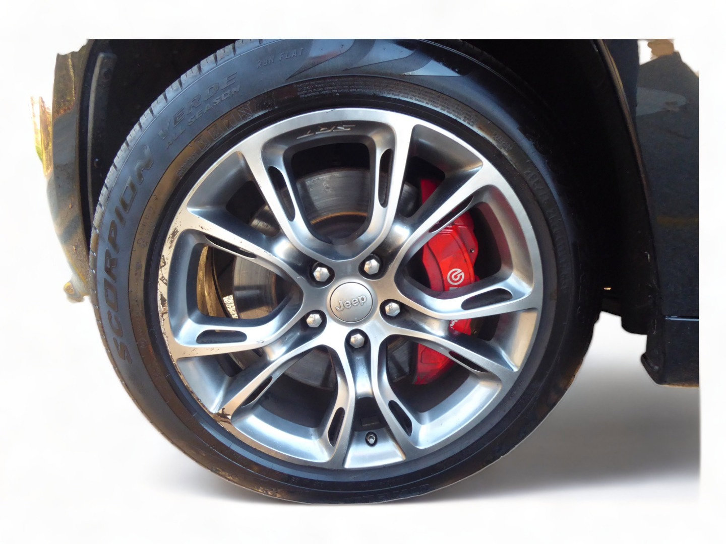 Used 2012 Jeep Grand Cherokee SRT8 w/ Luxury Group II image 24