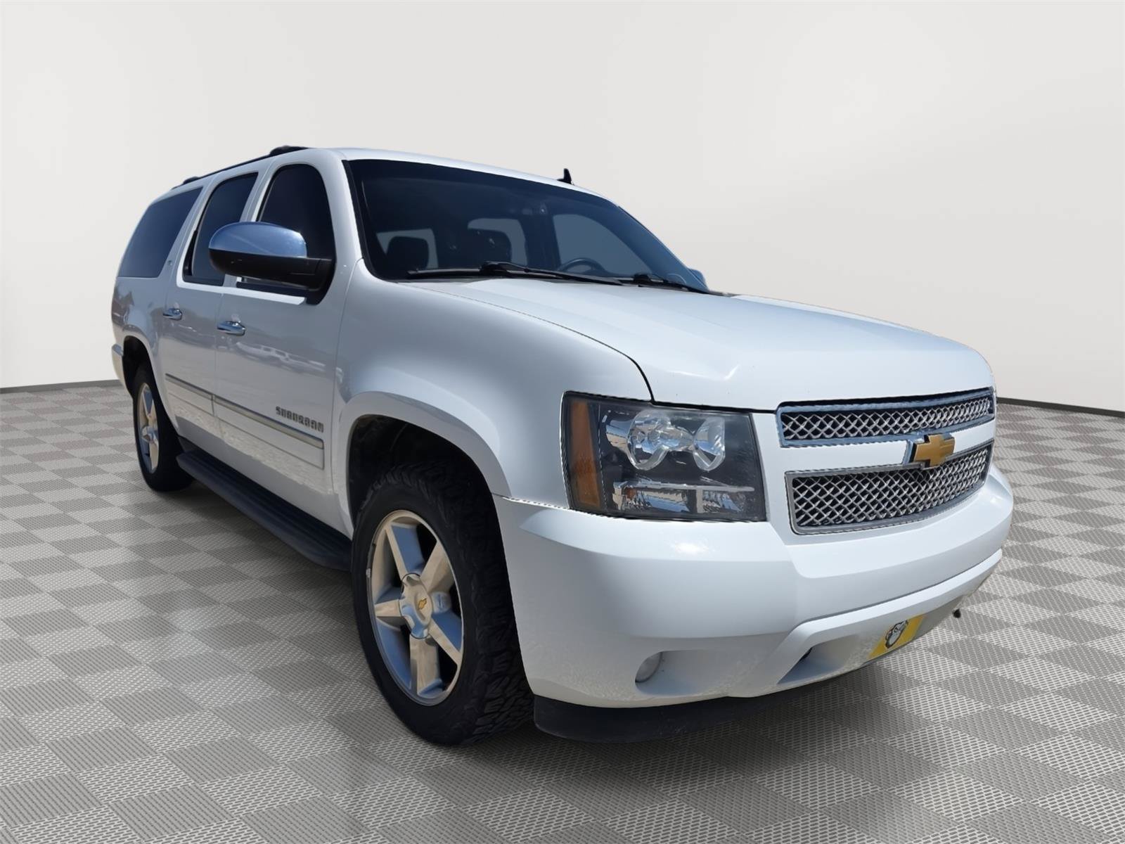 Used 2013 Chevrolet Suburban LTZ AWD/4WD image 3