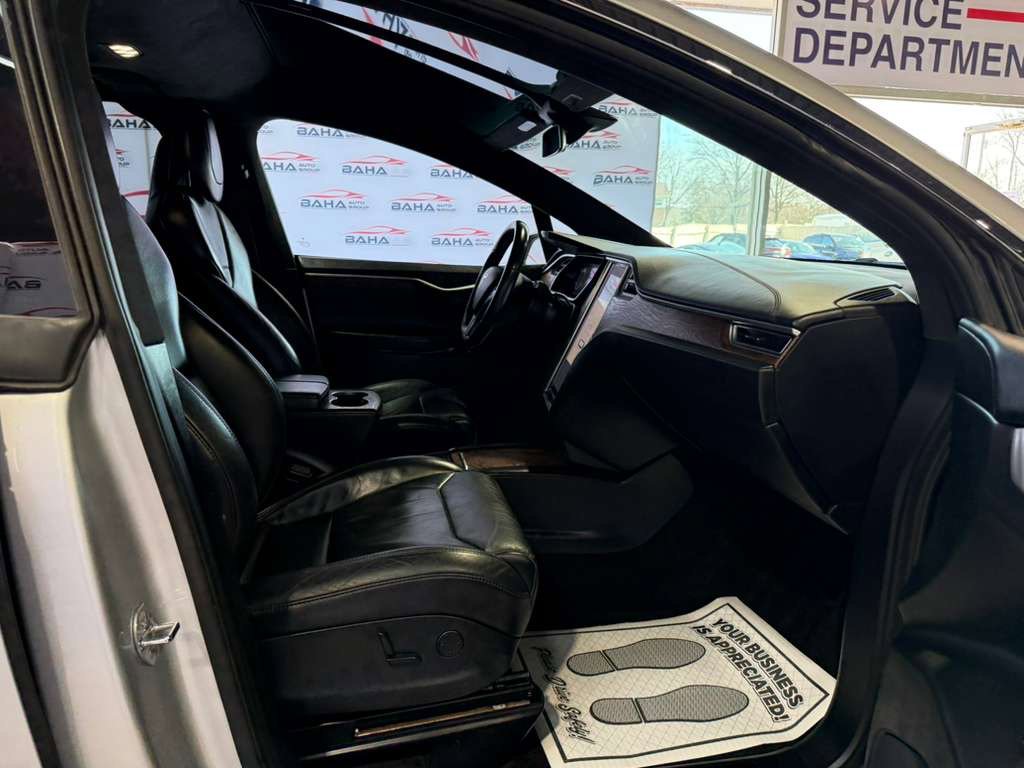 Used 2017 Tesla Model X 100D image 55