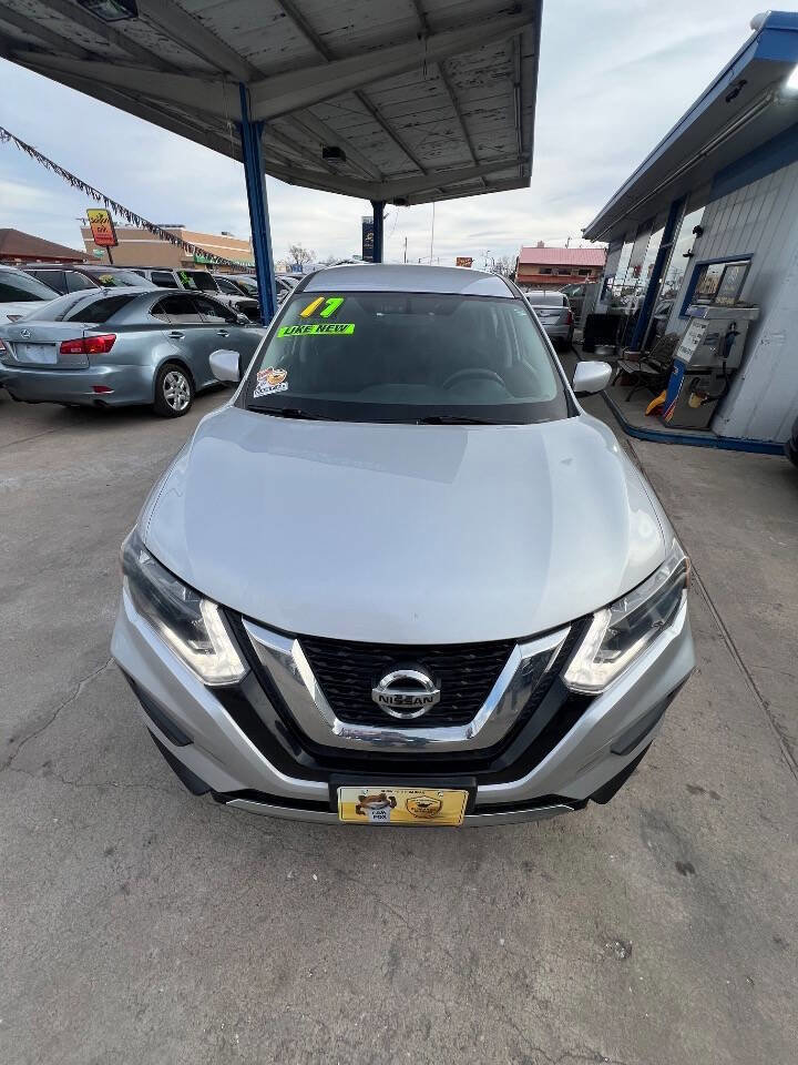 Used 2017 Nissan Rogue S FWD image 22