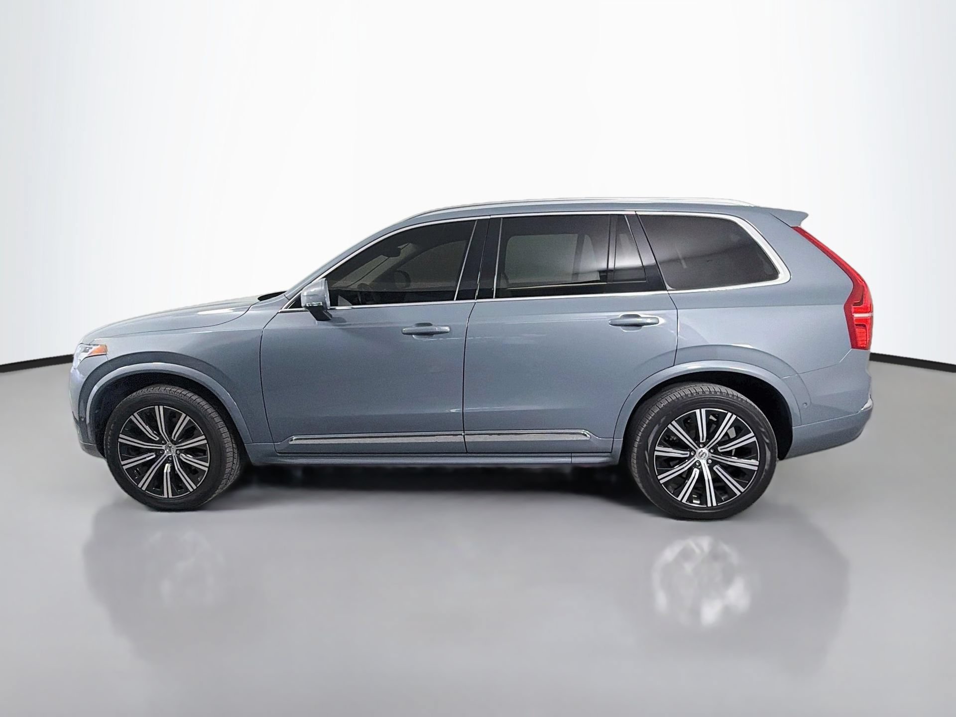 Certified 2023 Volvo XC90 B6 Plus w/ Protection Package Premier AWD/4WD image 9