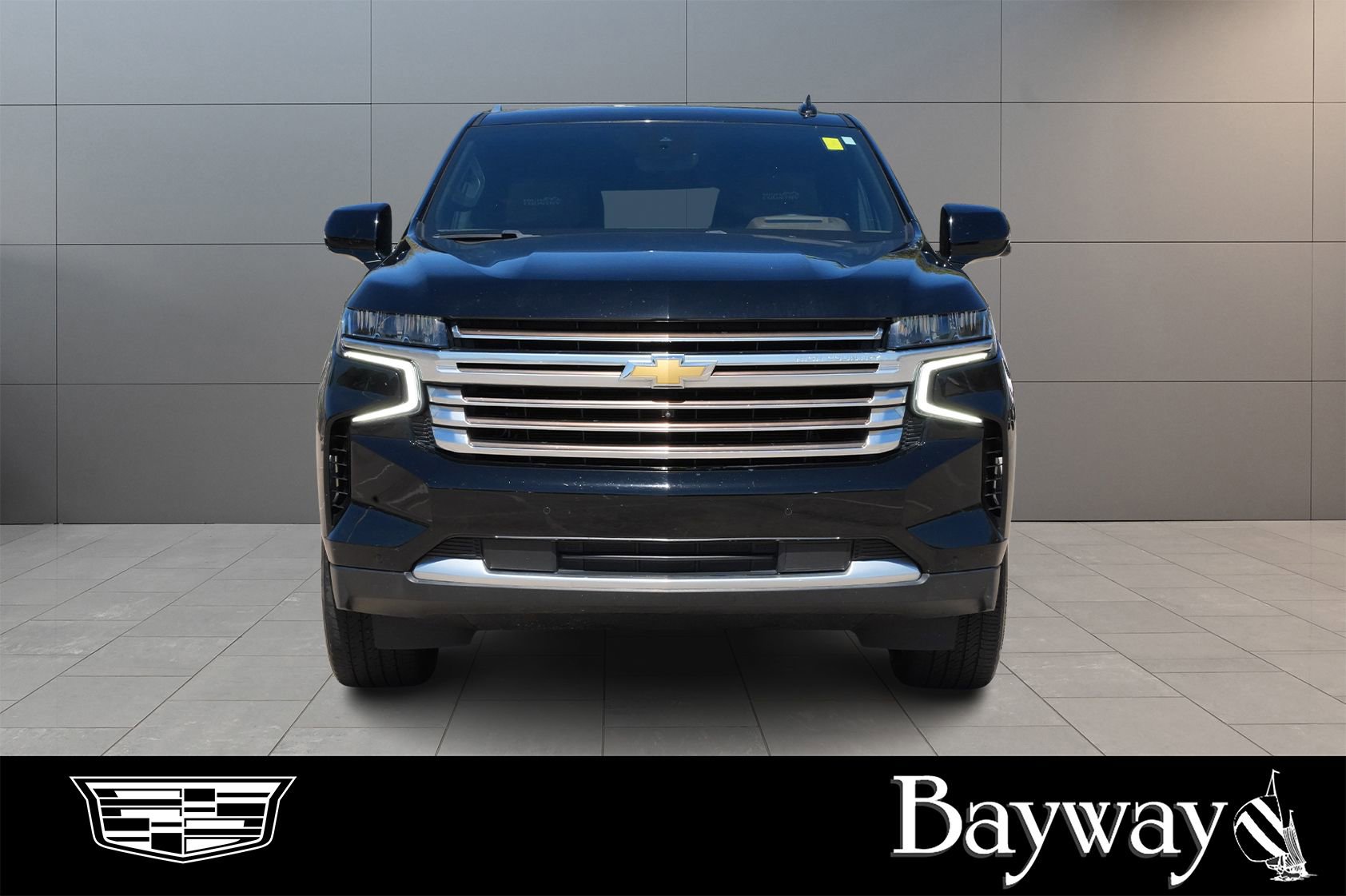 Used 2023 Chevrolet Suburban High Country w/ Max Trailering Package RWD image 2