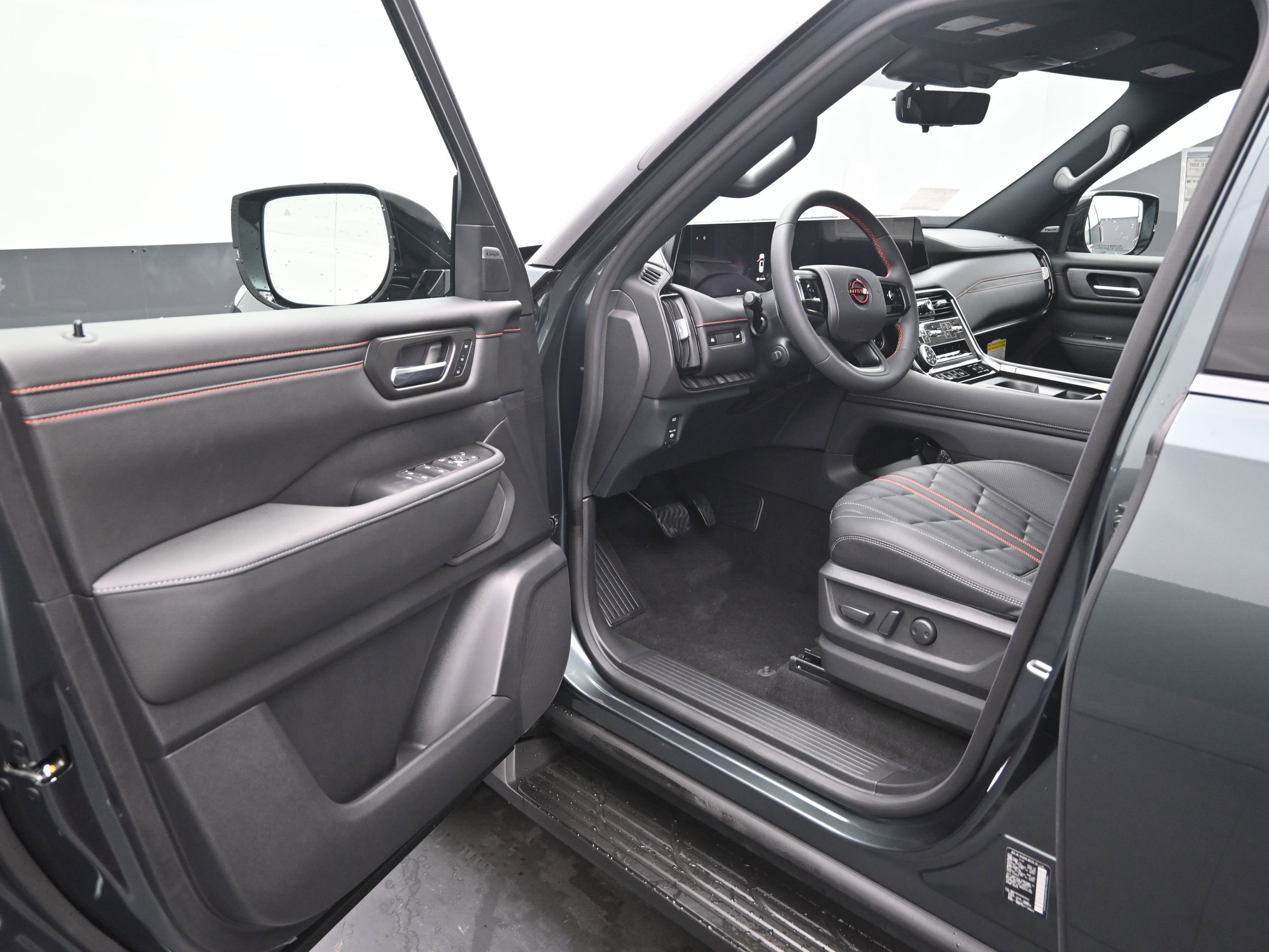 New 2025 Nissan Armada PRO-4X image 11