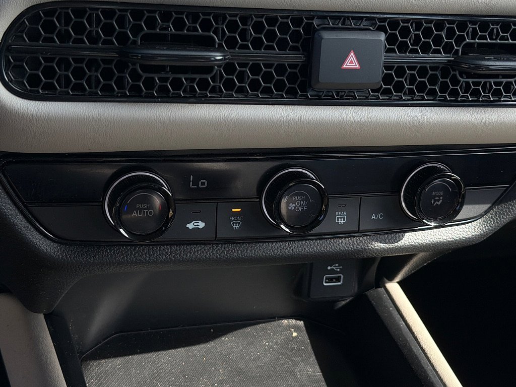 Used 2024 Honda HR-V LX image 14