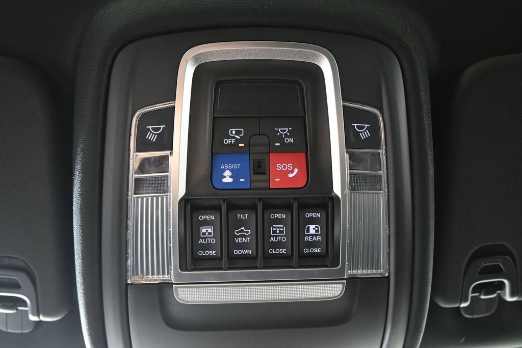 Used 2022 RAM 1500 Big Horn AWD/4WD image 34