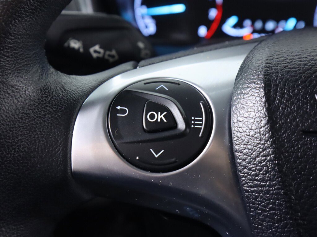 Used 2022 Ford Transit Connect XLT FWD image 12