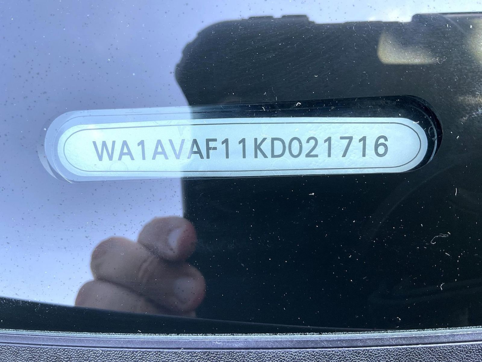 Used 2019 Audi Q8 Premium image 25