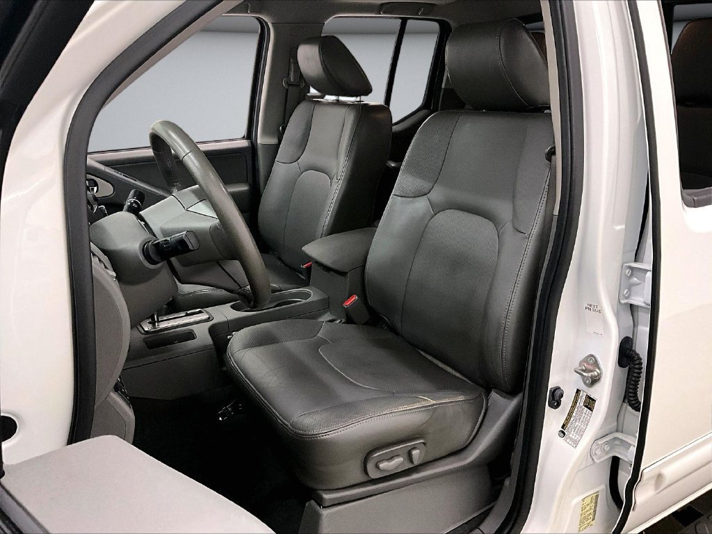 Used 2019 Nissan Frontier SL AWD/4WD image 22