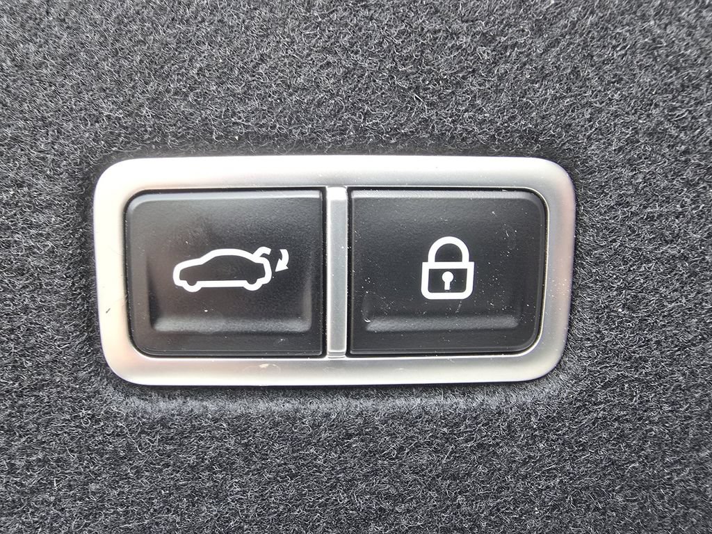 Used 2024 Hyundai Ioniq 6 SEL RWD image 17