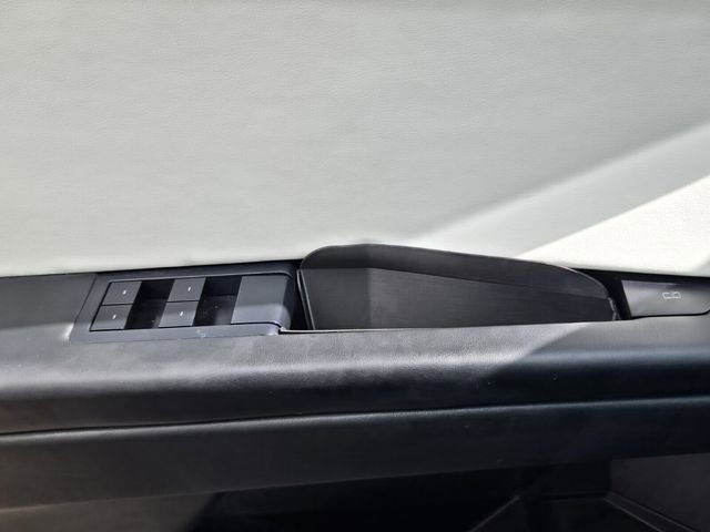 Used 2024 Tesla Cybertruck AWD Crew Cab image 25