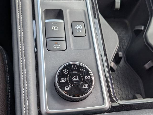 New 2026 Nissan Pathfinder Platinum w/ Accent Package AWD/4WD image 27