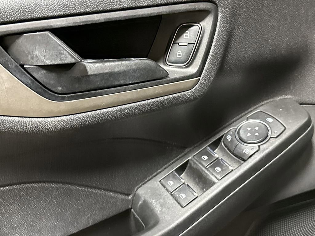 Used 2022 Ford Escape SE w/ SE Sport Appearance Package FWD image 22