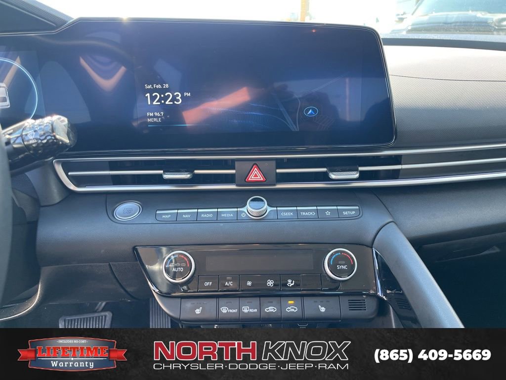 Used 2025 Hyundai Elantra SEL image 8