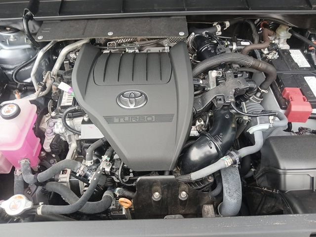 Used 2023 Toyota Highlander LE FWD image 50