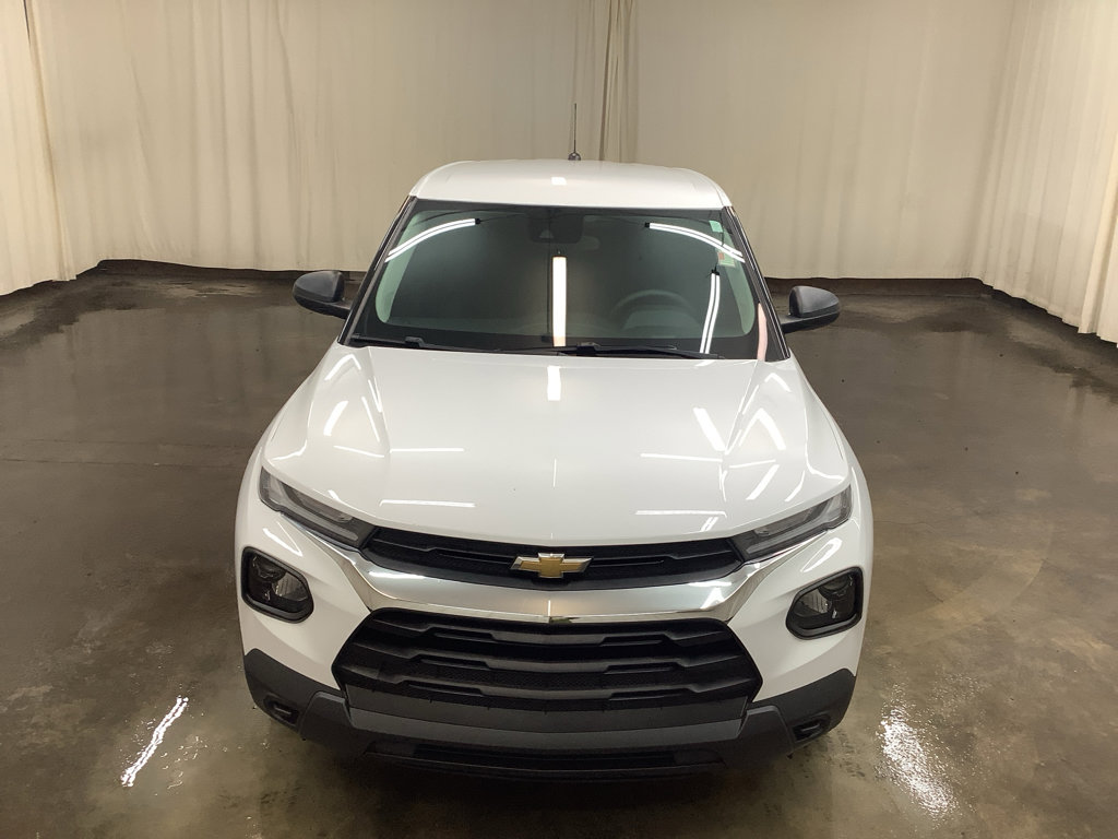 Used 2022 Chevrolet TrailBlazer LS FWD image 3