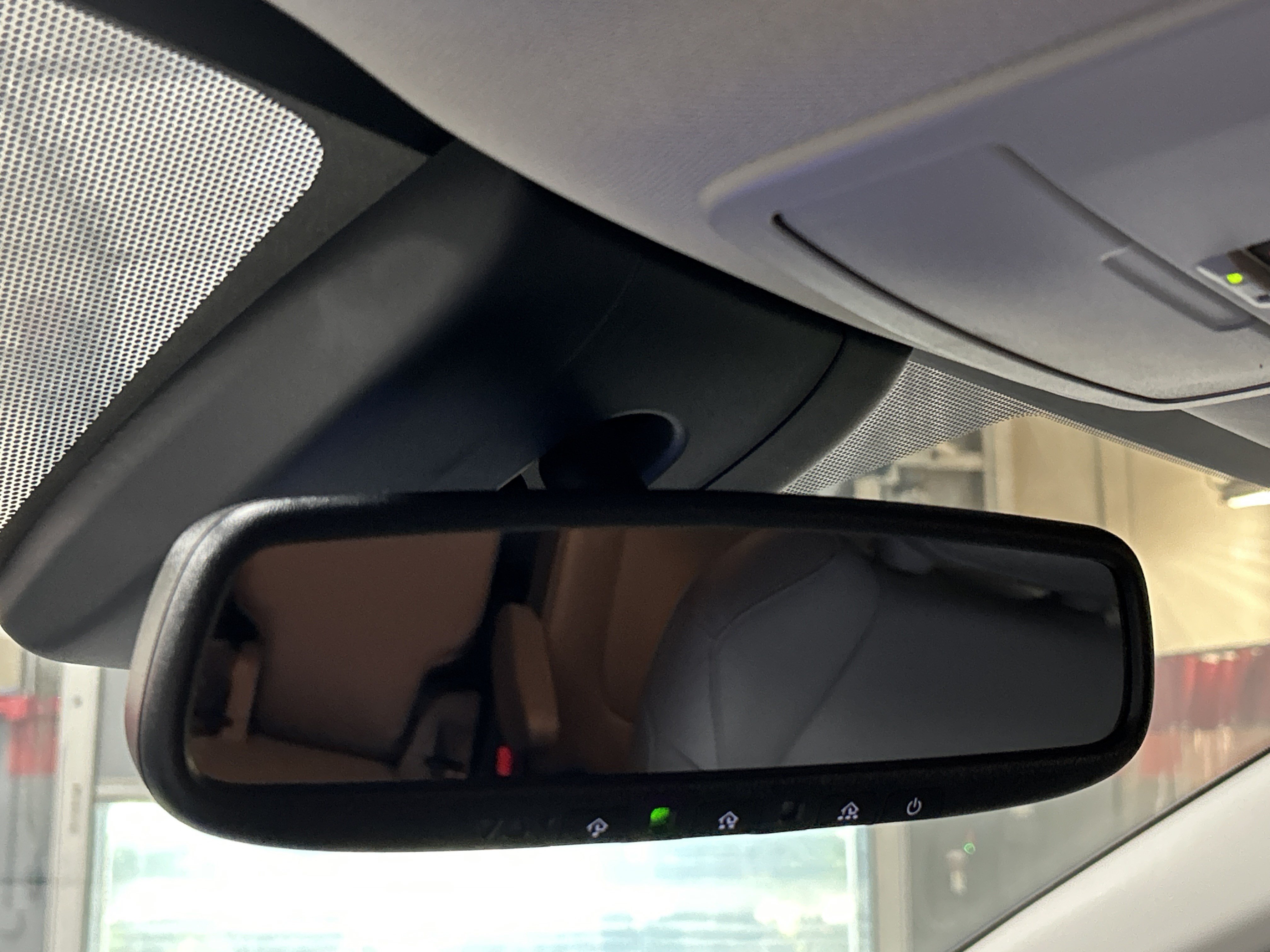 Certified 2025 Toyota Sienna XLE FWD image 27