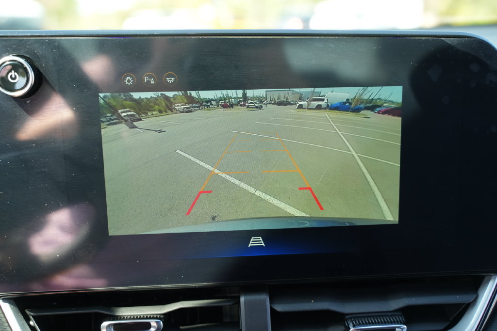 Used 2025 Chevrolet Equinox LT w/ Midnight Edition FWD image 29