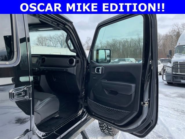 Used 2023 Jeep Wrangler Sport S image 30