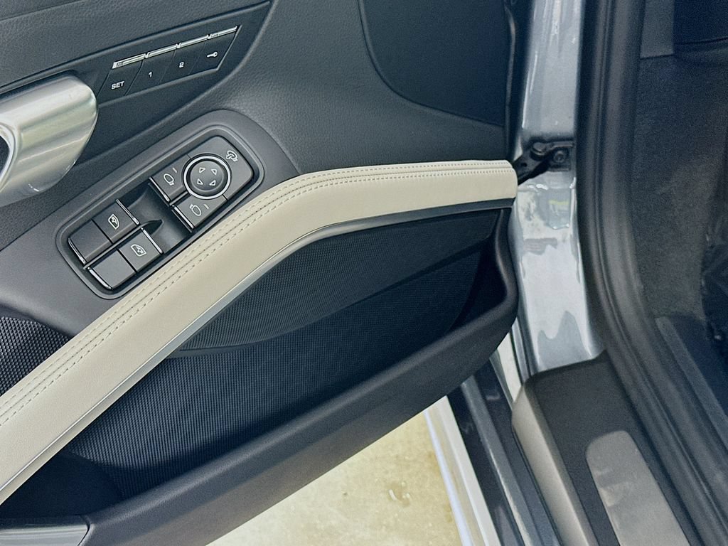 New 2025 Porsche 718 Boxster RWD image 19