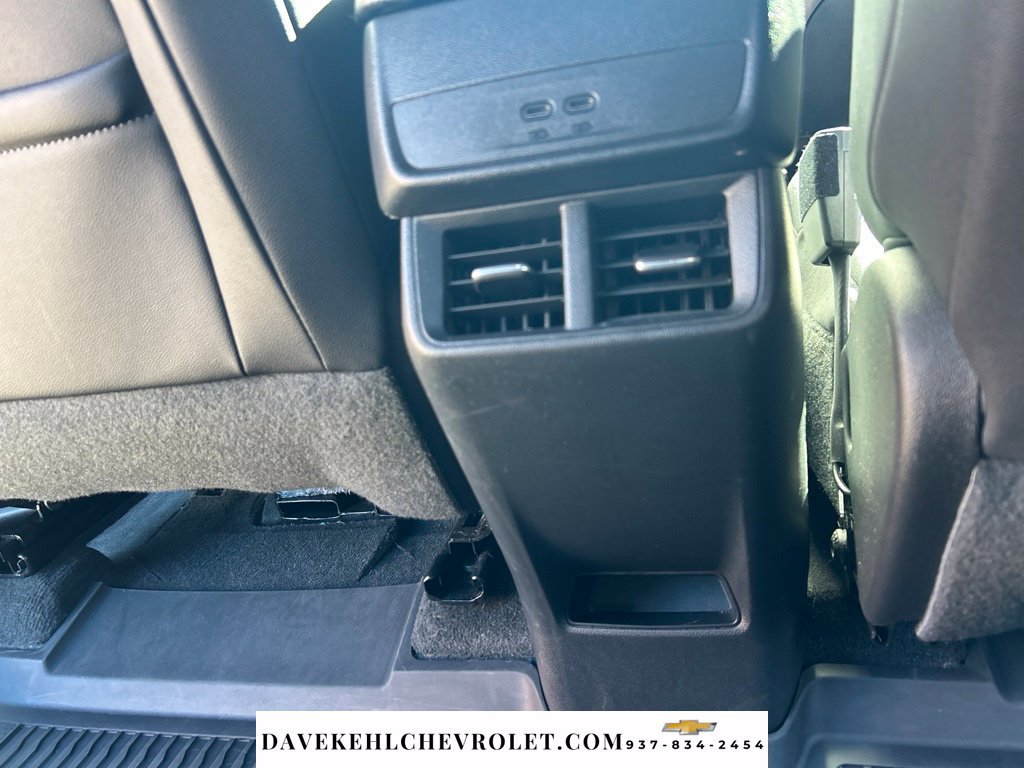 Used 2025 Chevrolet Equinox LT w/ Convenience Package II FWD image 17
