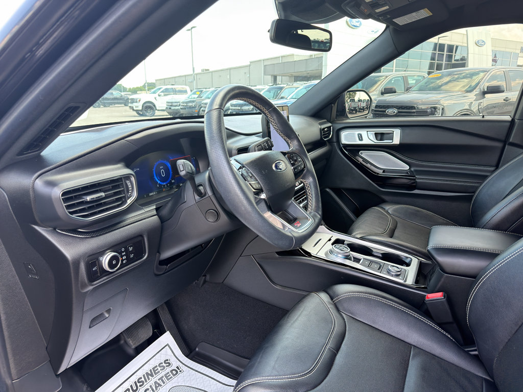 Certified 2023 Ford Explorer ST w/ Equipment Group 401A AWD/4WD image 10