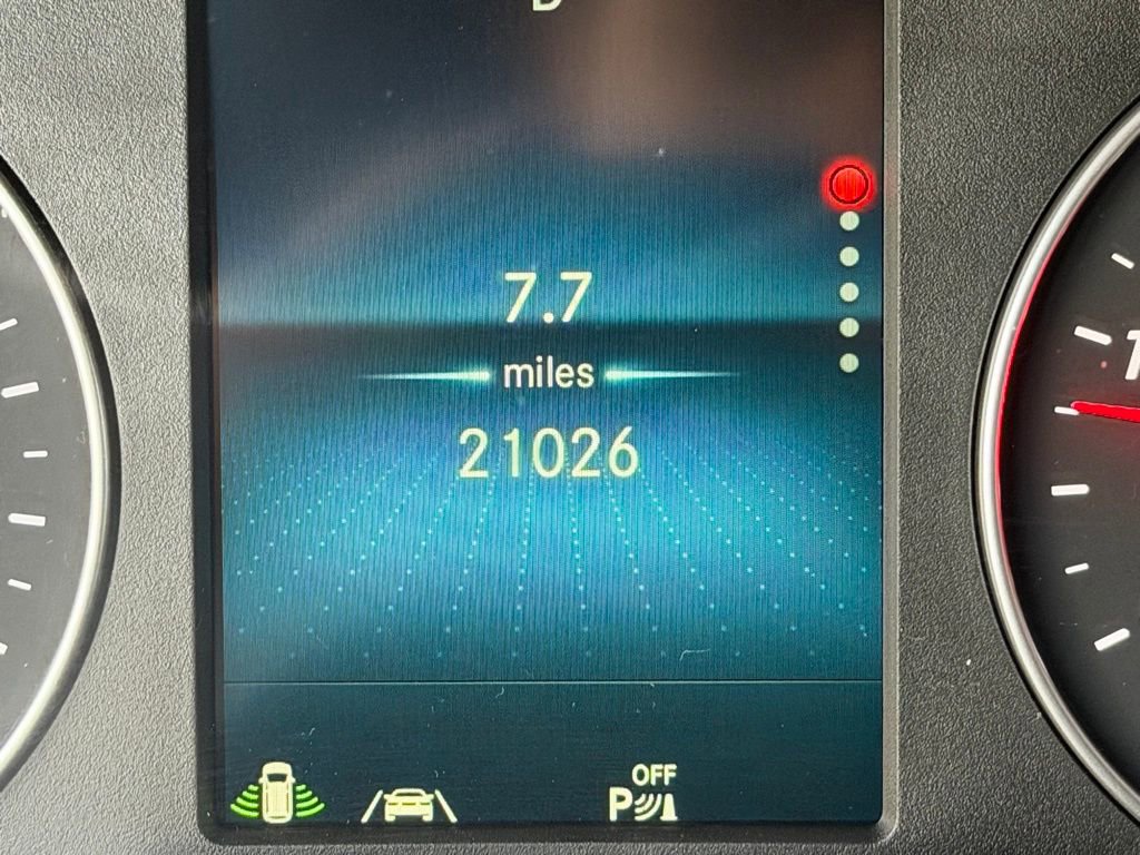 Used 2024 Mercedes-Benz Sprinter 2500 image 38