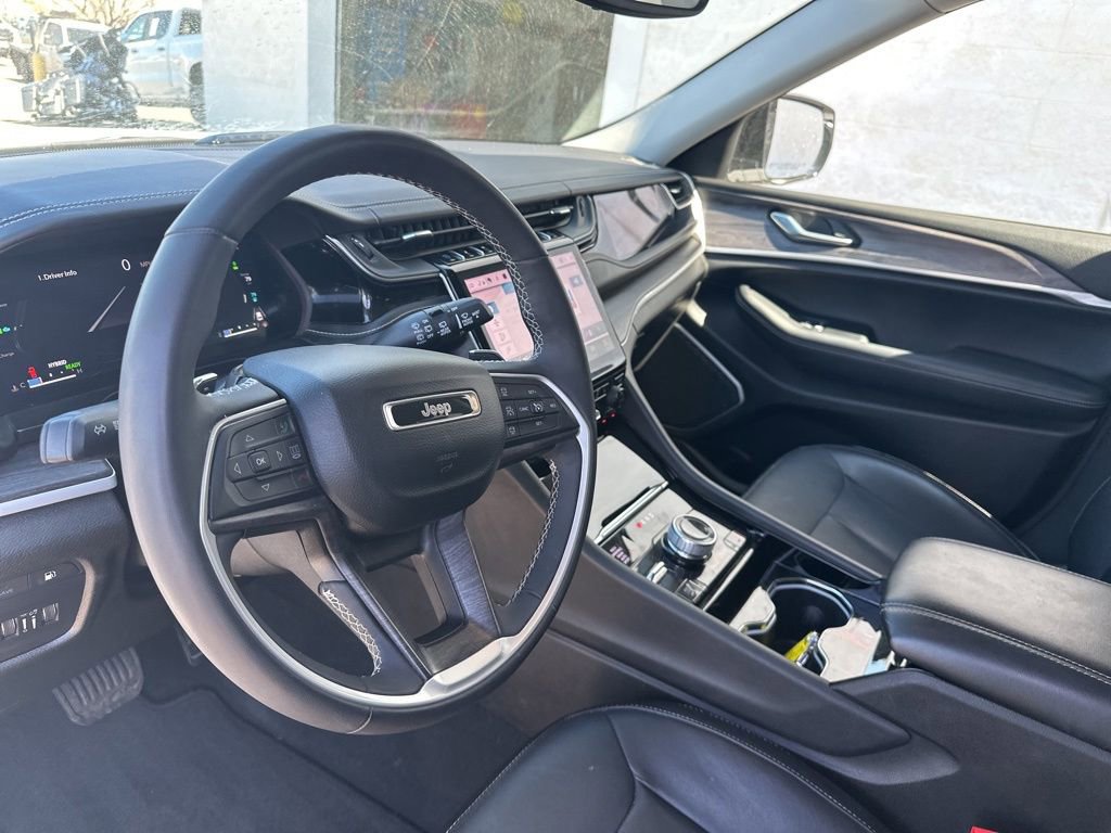 Used 2022 Jeep Grand Cherokee Limited 4xe image 13